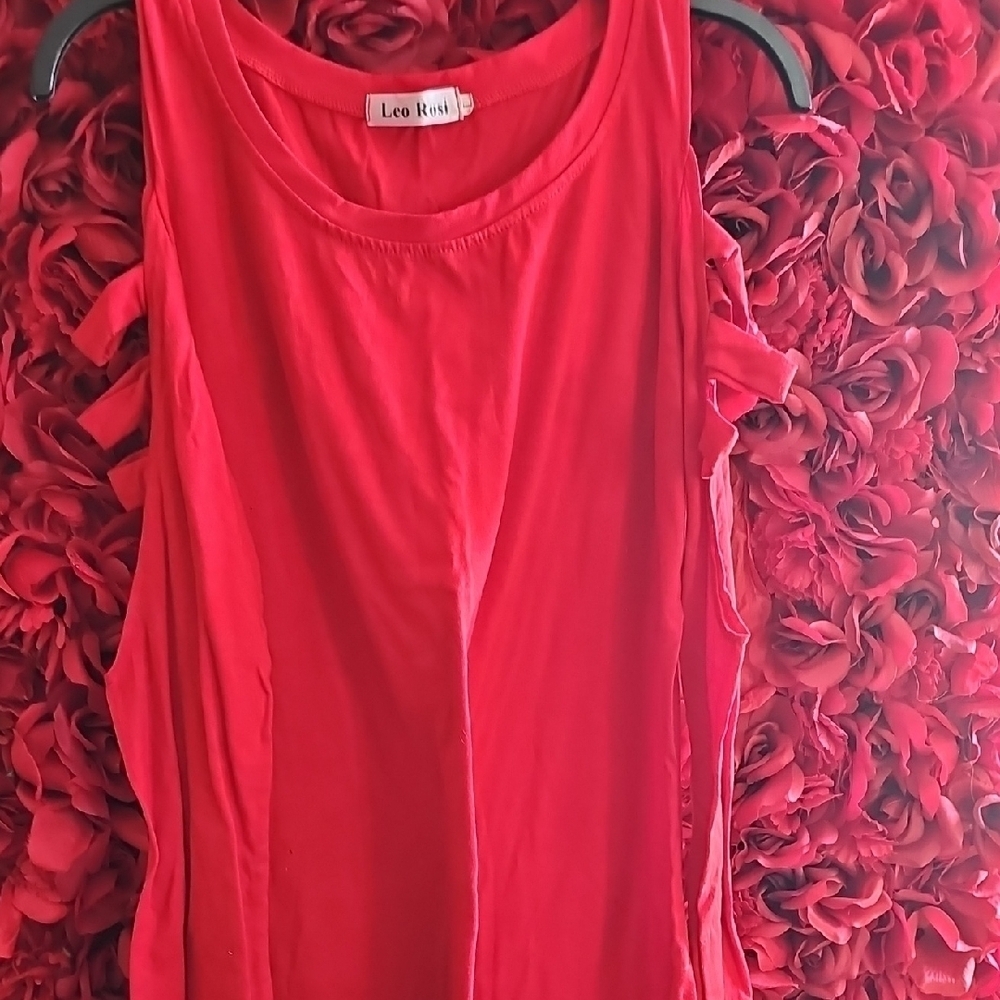 Leo Rosi Women's Red Cutout Sleeveless Top Size Large